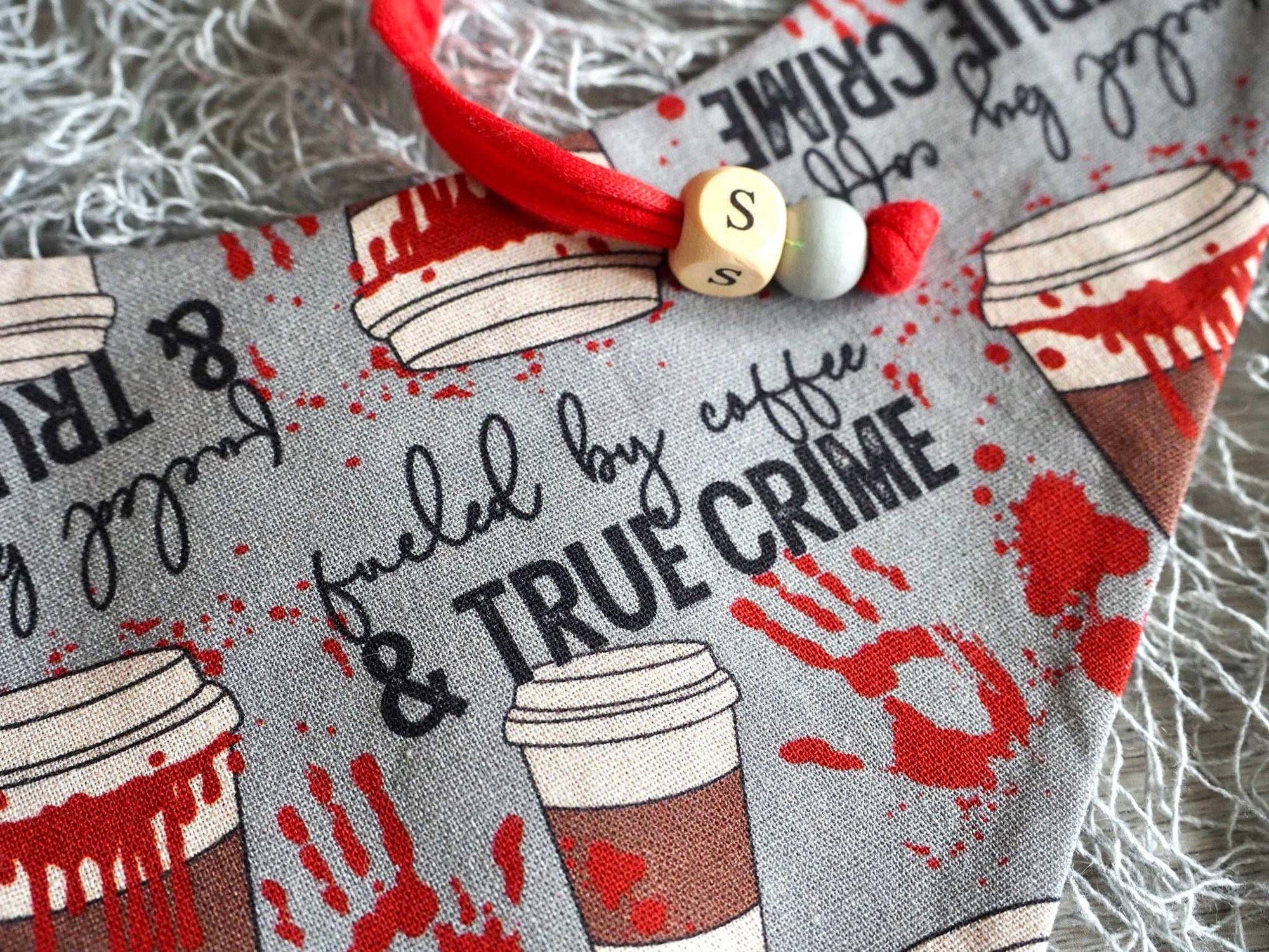 Hundehalstuch - Katzenhalstuch - True Crime - Redrum