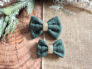 Christmas * Dog Bow * Cat Bow * green * gold * Glitter * Classy & Cozy