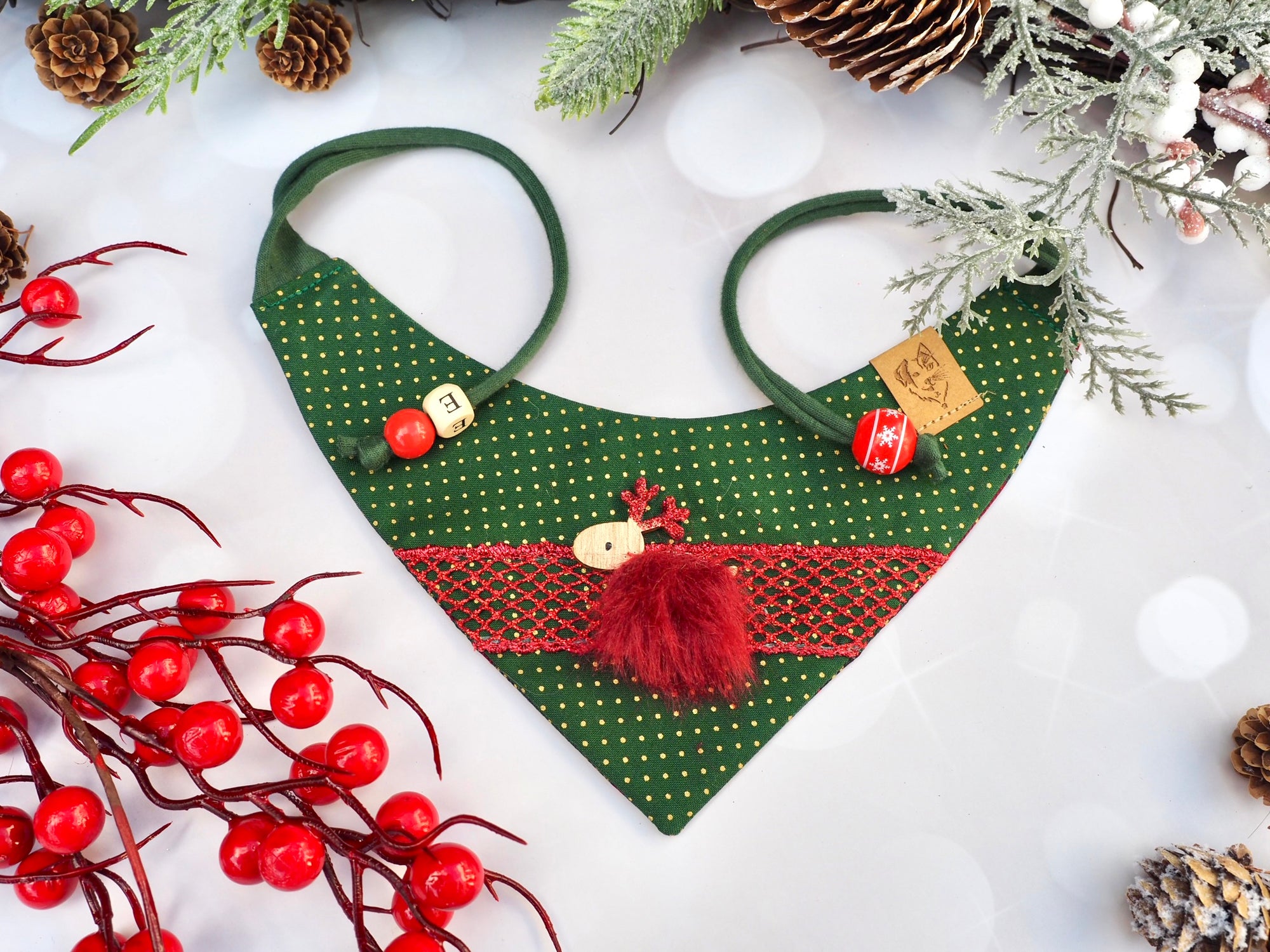 Christmas * Dog Bandana * Cat Bandana * Reindeer * checked * green * red * gold * Merry Fluffmas