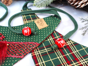Christmas * Dog Bandana * Cat Bandana * Reindeer * checked * green * red * gold * Merry Fluffmas