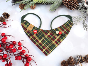 Christmas * Dog Bandana * Cat Bandana * Reindeer * checked * green * red * gold * Merry Fluffmas